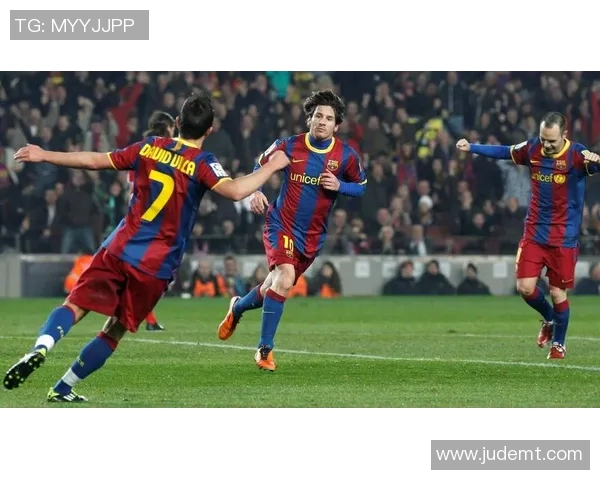 足球明星庆祝进球瞬间精彩瞬间汇聚欢呼动作图片分享